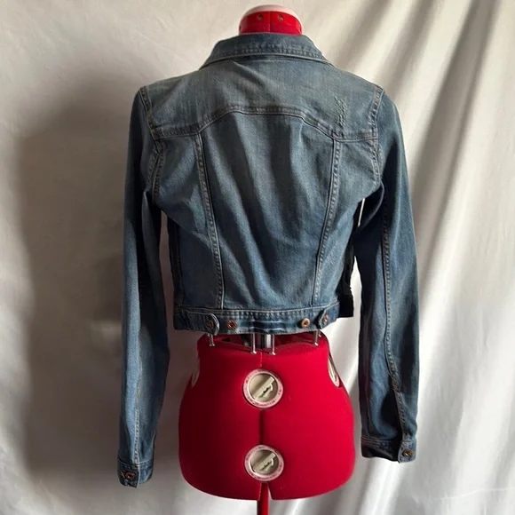 Divided Blue Jean Jacket - Picture 4 of 7